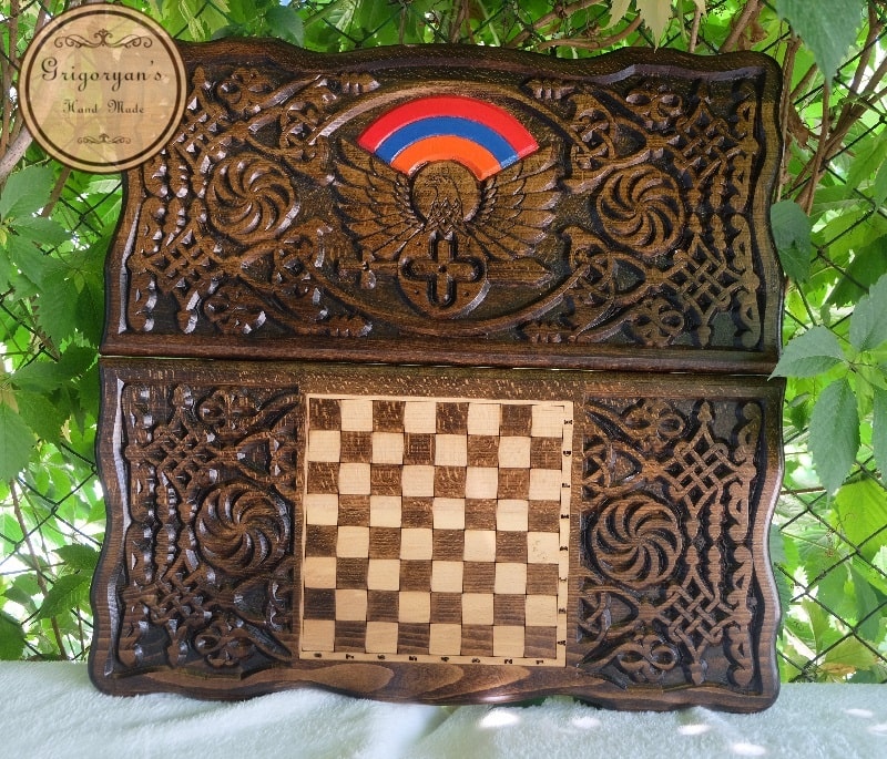 nardi rezniye gerb i flag